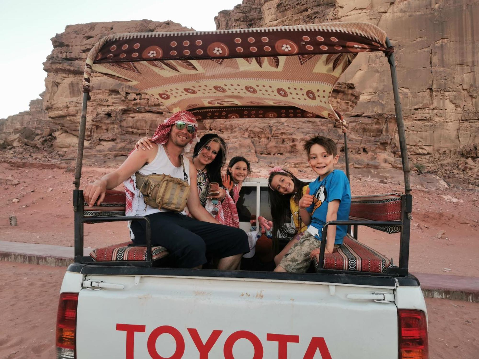 Rum Titanic Camp Wadi Rum Chambre photo